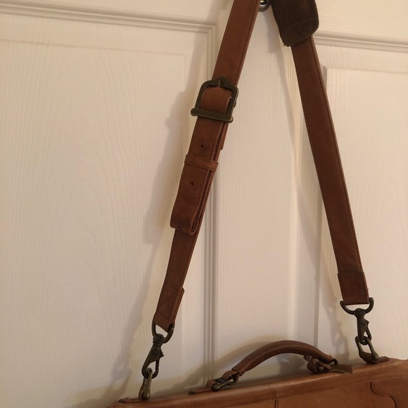 Authentic Dilana Design Vintage Leather Briefcase - Picture 3 of 9